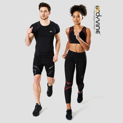 KOMPRESSZIÓS SPORTRUHÁZAT